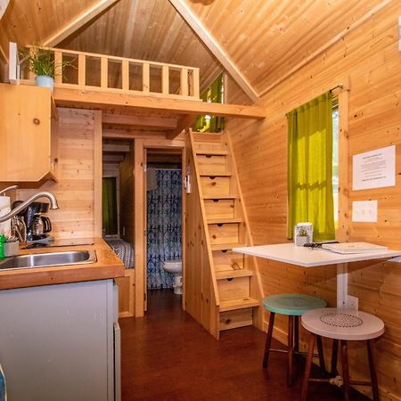 Mt Hood Tiny House Village Welches المظهر الخارجي الصورة